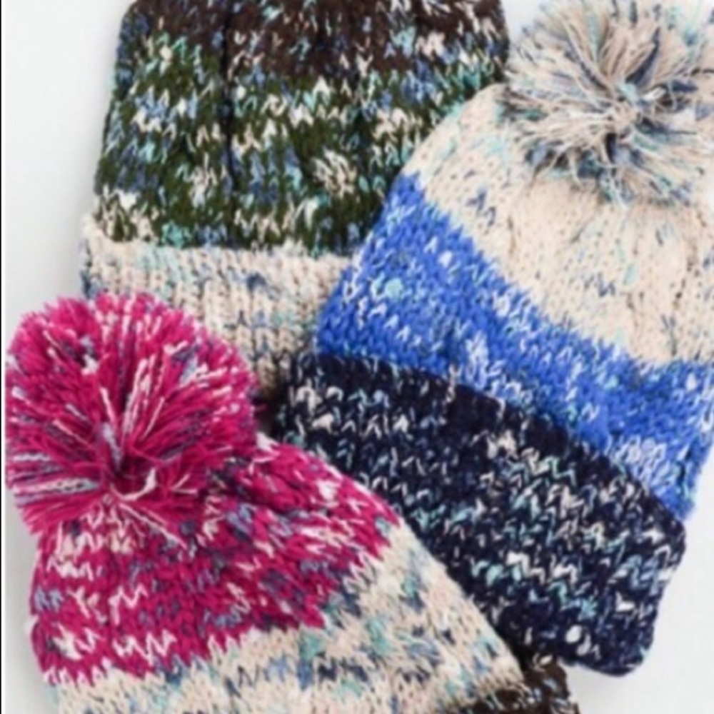 Speckled multi color pom beanie